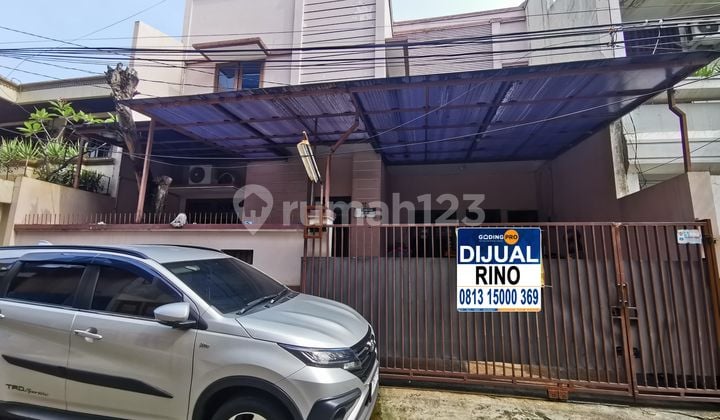 Lokasi Emas! Harga Masih Nego! Rumah 2 Lantai 9 Kamar bisa untuk Kost An Gelong Baru Tomang Jakarta Barat
