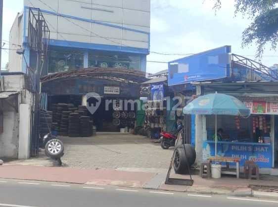 Lokasi Emas! Harga Masih bisa Nego! Zona Komersil ,Ramai! 15 Menit ke Pintu Tol Kebon Jeruk! Ruko Strategis Jalan Arteri Kelapa Dua Kebon Jeruk Jakarta Barat