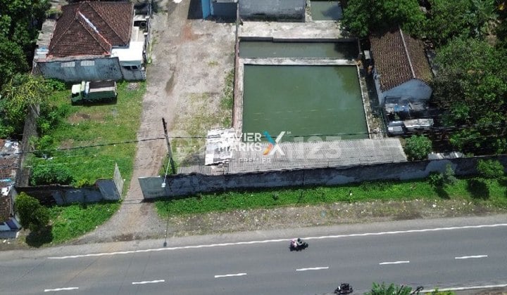 Ruang Usaha Lahan Ex Pabrik Talang Karet di Krebet Malang Selatan