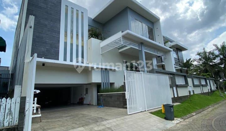 Rumah Siap Huni di Poros Raya Permata Jingga Lowokwaru Malang