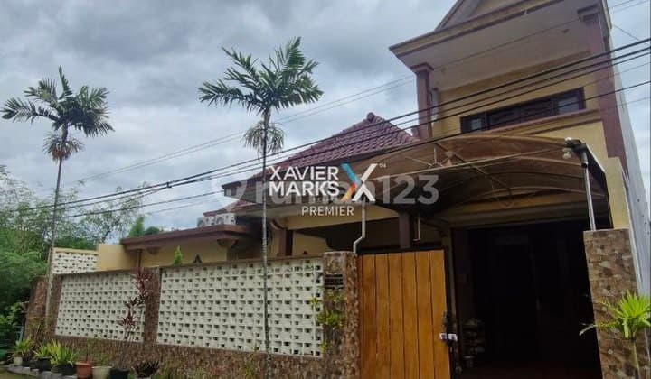 Rumah Modern Cantik Layout Plong 2 Lantai di Warinoi, Sulfat