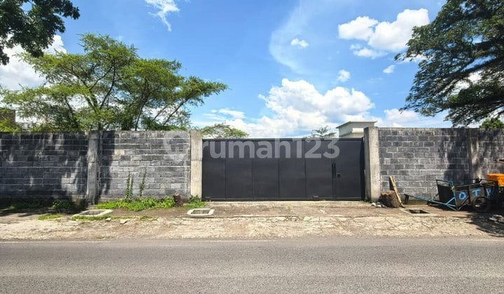 Ready to Build Land with Large Area on La Sucipto Street, Pandanwangi, Blimbing, Malang.