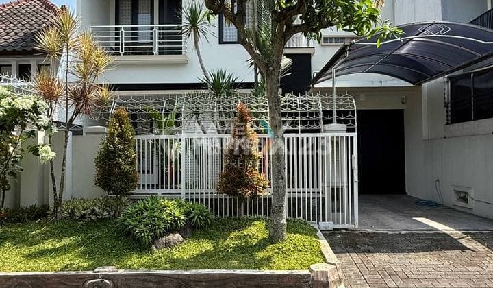 Rumah Modern Full Furnish di Cluster Golf, Kota Araya Malang