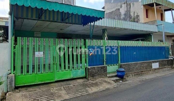 Rumah Klasik Hitung Tanah di Daerah Jalan Kaliurang,Klojen,Malang