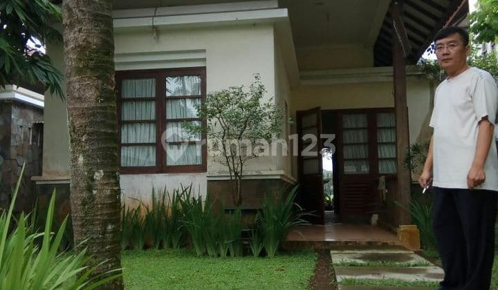 *Villa Asri, mountain air, in Rancamaya, Bogor (sil)