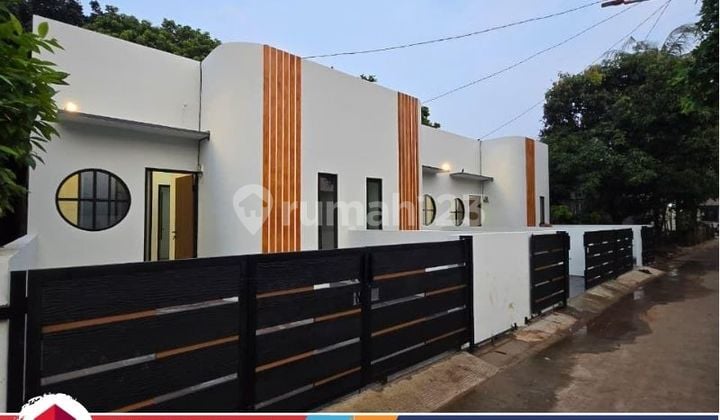 Sell Ready-to-Live House, Strategic Location and Flood-Free in Cikiwul, Bekasi