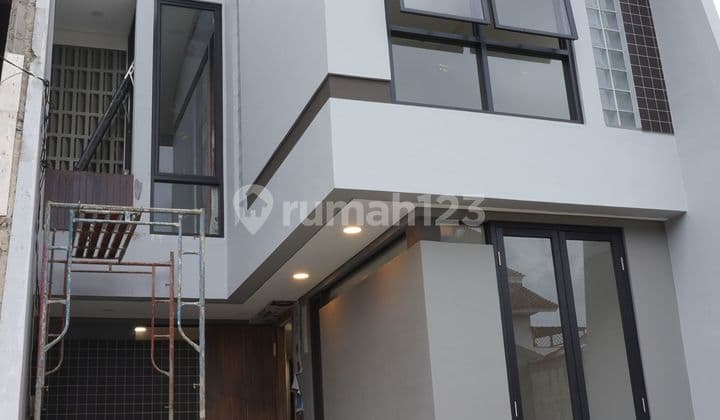 Town House Baru dan Murah di Juanda, Sukmajaya Depok