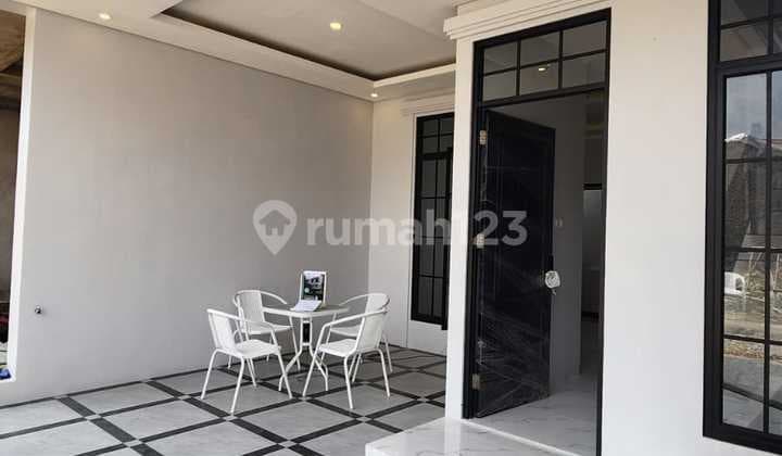 Rumah Baru Dalam Perumahan di Ciracas Jakarta Strategis