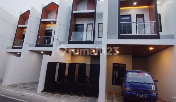 Rumah Dalam Cluster Ready di Kemayoran Jakarta Pusat Cash dan KPR