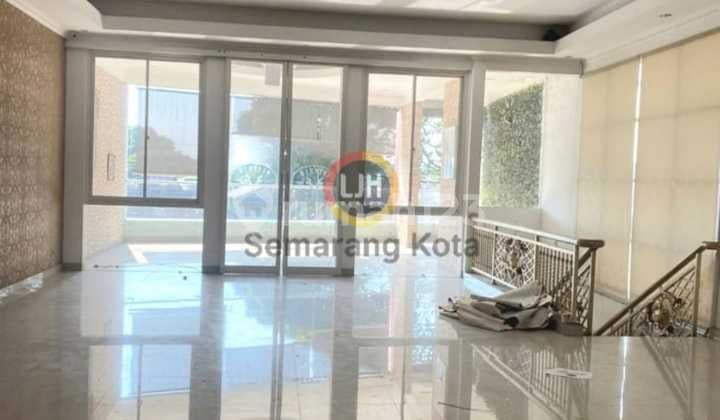 Ruko siap pakai di Jendral Sudirman