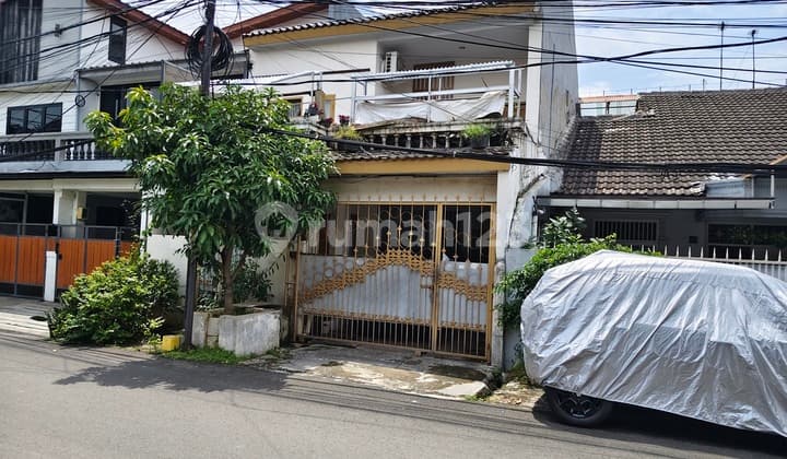 Rumah Pondok Kelapa : 2 Lantai, LT 105 M2, Bagus, Jual Cepat Murah