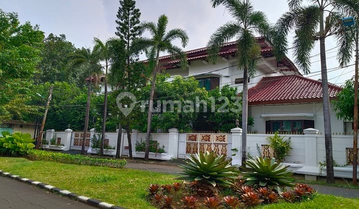 Rumah Cipinang Indah 1: 2 Lantai, LT 951 M2, Hook, Jln Utama Boulevard