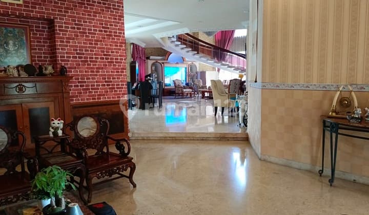 Rumah Pasir Putih Ancol Timur: 2 Lantai, LT 1250 m2, Hook, Lokasi Premium