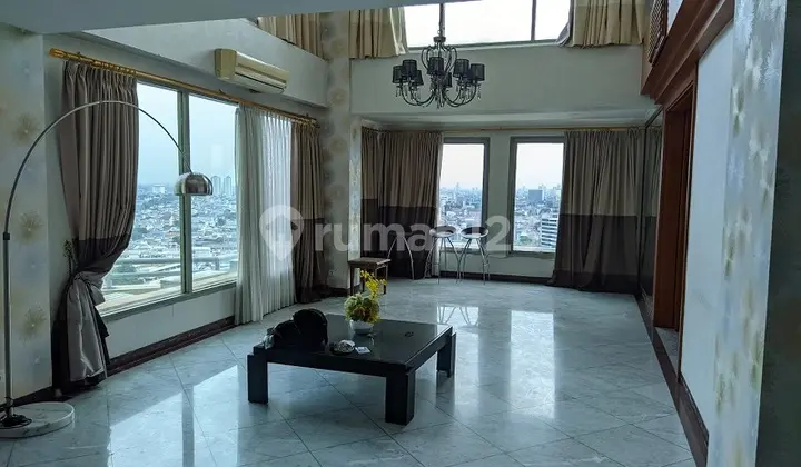 Apartment Oasis Mitra Residence Senen : Tower C, 4 BR, LB 300 M2