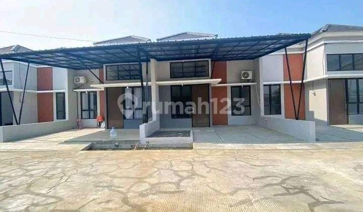 Rumah Depan Unsika Karawang