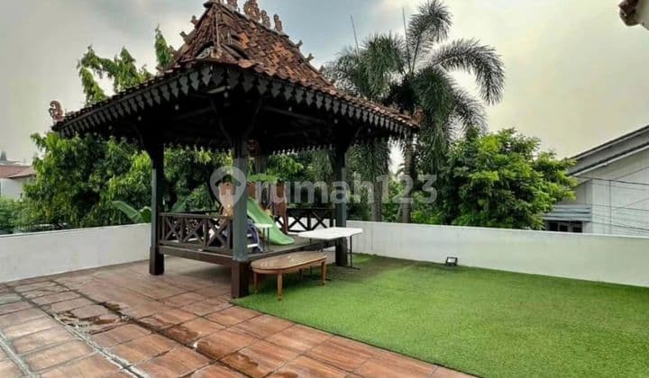 Di jual rumah mewah siap huni