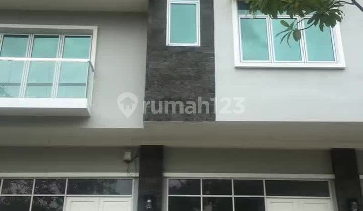 Disewa Ruko Gandeng 3,