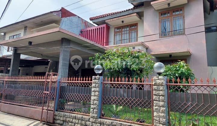 Rumah Asri Dekat Tol Tb Simatupang Butuh Renovasi