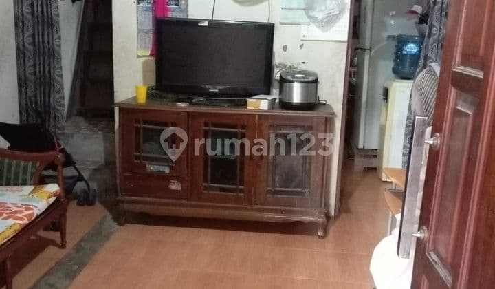 Dijual Murah Rumah 2 Lantai Type 4 Br, Luas Tanah 60 M² Di Pulo Sirih, Galaxylokasi Strategis Dekat Dengan Fasilitas Grandgalaxy,bekasi Selatan.