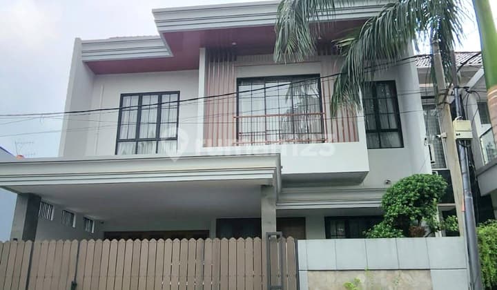 Di Jual Rumah 2Lt 5Kt di Kemang Pratama Bekasi.