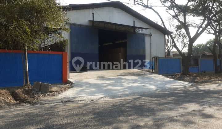 Di Sewakan Gudang Siap Pakai Marunda Jakarta Utara.