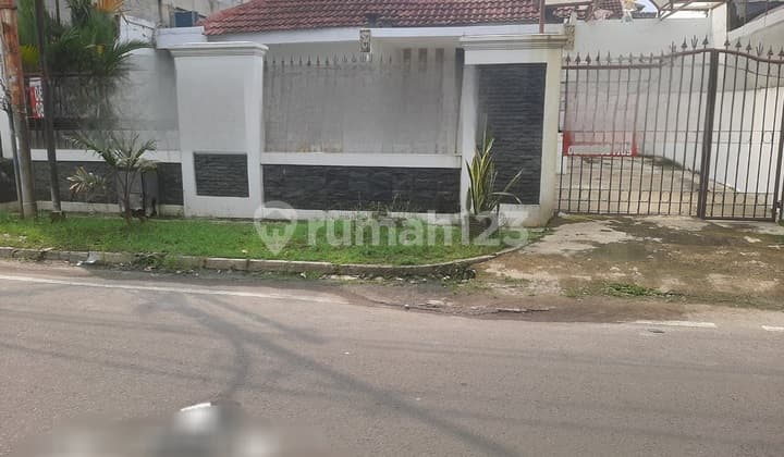 Rumah Tua Pulomas Barat Luas 278M Jakarta Timur
