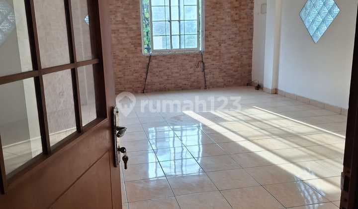 Disewakan Ruko Kawasan Cideng, Jakarta Pusat