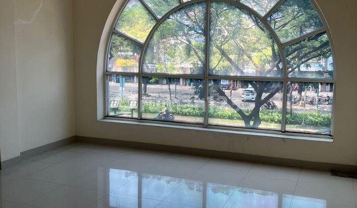 Dijual Ruko Kawasan Greenlake City Cipondoh, Tangerang