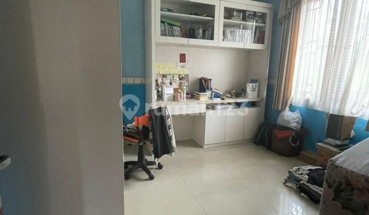 Dijual Rmh Di Citra 5 Blok C Jkt Barat 3 Lantai Rapih Siap Huni