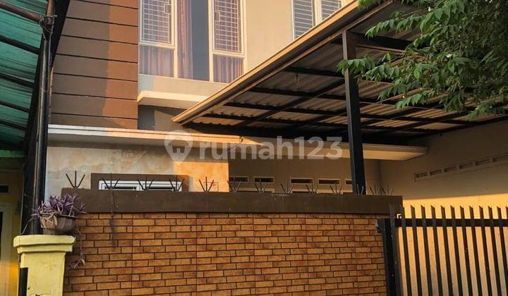 Flood-free nice house in Ciledug, Tangerang