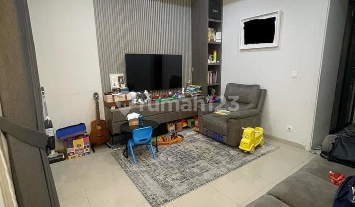 Rumah Graha Raya Bintaro Rapih Semi Furnished