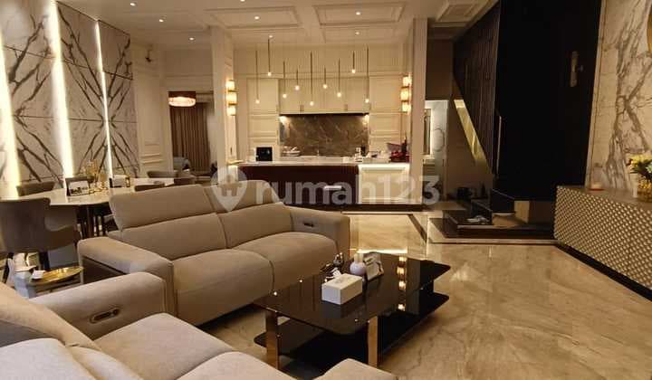 Rumah Menteng Jakpus Premium Mewah Private Pool Hanya 500 Meter Dari Bundaran Hi