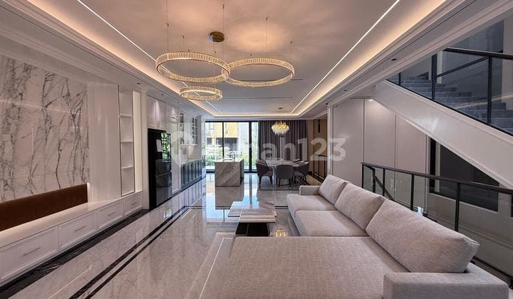 Rumah Mewah Kawasan Elit Enchante Bsd Full Furnish Cakep