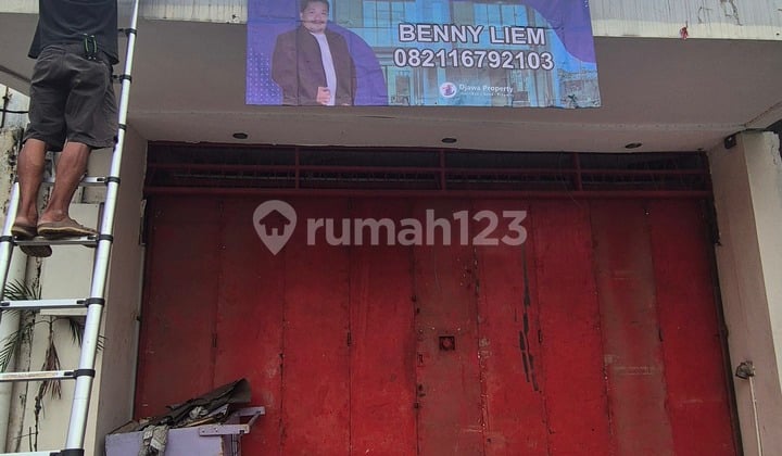 Disewakan Ruko Strategis Kanggraksan,siap Dipakai Untuk Bisnis