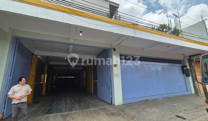 Dijual Gudang Graksan di Area Ramai Cirebon