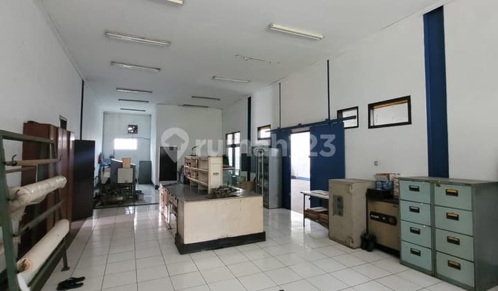 Gudang di jl Raya Dayeuhkolot, Dayeuhkolot