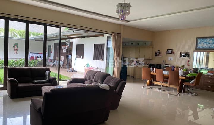 Rumah Bagus Semi Furnished di Cipaku Indah, Cipaku