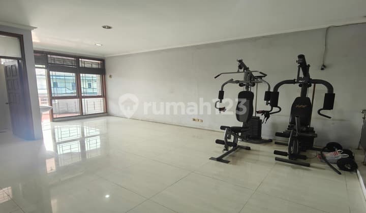 Rumah Bagus Siap Huni di Taman Holis Indah, Holis Cigondewah