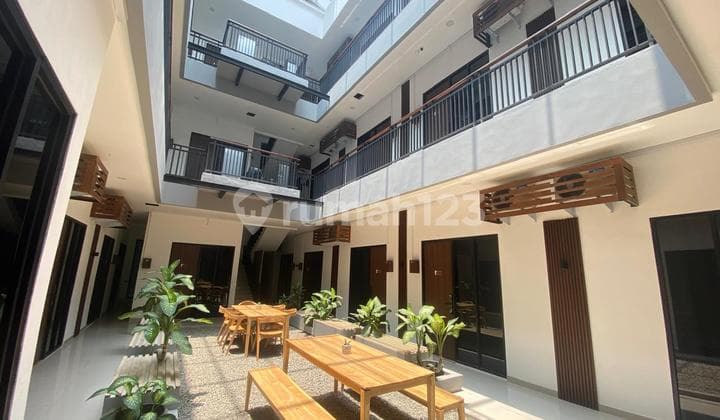 HOT DEAL! BANTING HARGA Kost Eksklusif 50 Kamar Full Terisi ROI 10-12% Omset 1,8 M/Tahun Bangunan 1.200 m2 Lokasi Emas Margonda Dekat UI & Gunadarma! Harga Turun 3 M dari 22 M ke 18,9 M
