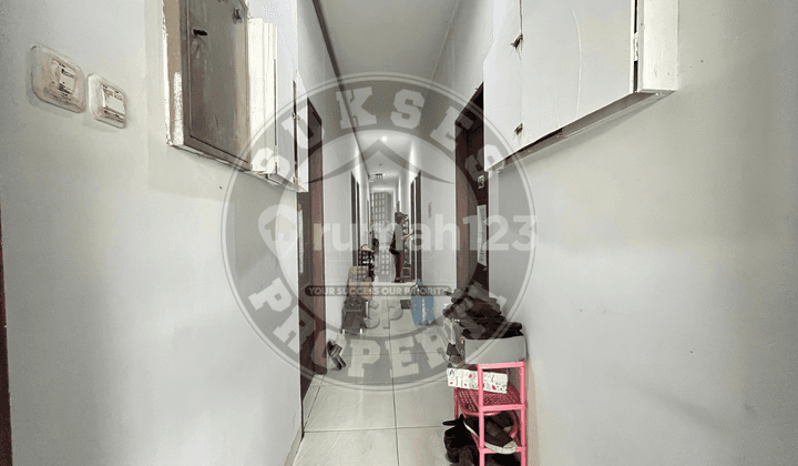 Full Terisi 100% Omset 597 Jt/Tahun Kost 27 Kamar di Sawah Besar Luas Tanah Besar Dekat Rs, Hotel, Stasiun, Akses Transpor Lengkap