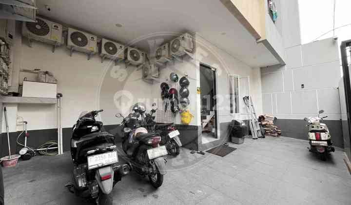 Turun Harga Occupancy 100% Omset 1,08 M/Tahun, Kost Eksklusif 30 Kamar Posisi Super Strategis Kemanggisan Dekat Binus, Akses Mudah