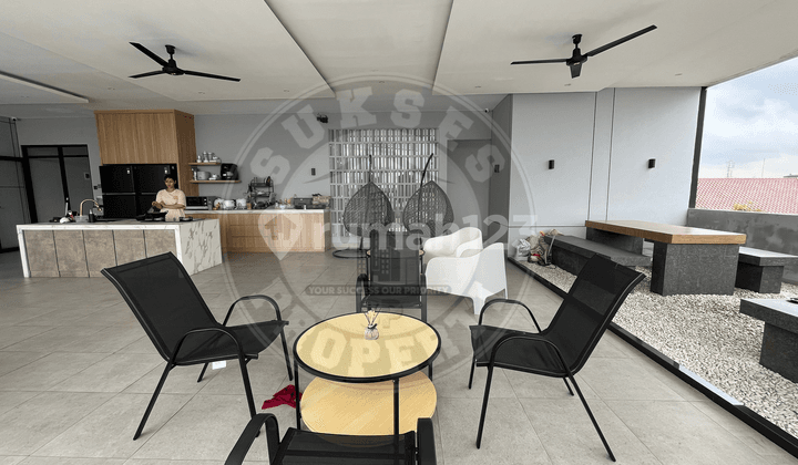 Kost Premium 63 Kamar Full Isi Jelambar - Omset 2,3 M/Tahun Roi 10% | Gym & Rooftop Cafe Dekat Untar Trisakti