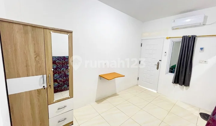 EXCLUSIVE 34-ROOM BOARDING HOUSE FULLY FURNISHED & FULL FACILITY in TOMANG ROI Yield 11-12% REVENUE Nearly 1 BILLION/YEAR Strategic Location Accessible by JakLingko 2 Car Access Boarding House Hot Deals