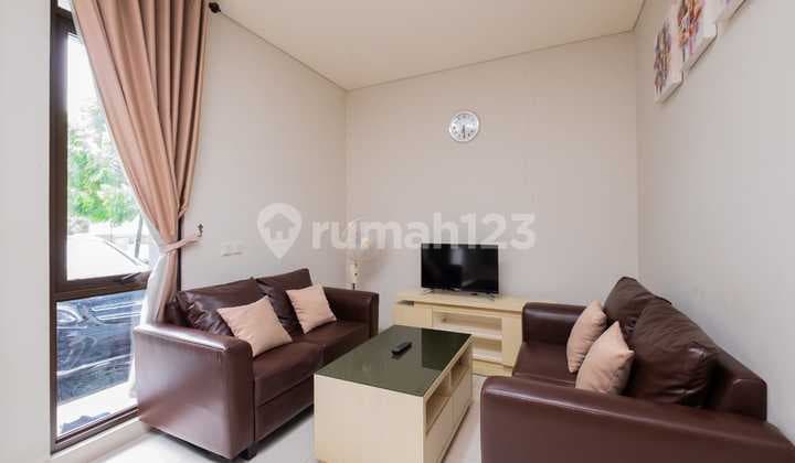 Super Premium Depan Ice Bsd! Omset Harian bisa Tembus 300 Jt/Tahun! Guest House Eksklusif Bsd City Full Furnished, 3 Lantai