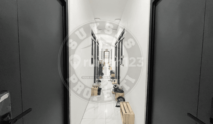 NEW LISTING HOT DEALS Fully Occupied Exclusive Boarding House New Building 33 Rooms Only 500 m to Binus Syahdan & 5 Minutes to Slipi & Palmerah Offices, REVENUE 1M/YEAR ROI 10%