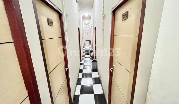 For Quick Sale: 28-Room Boarding House with Car Access in Mampang.