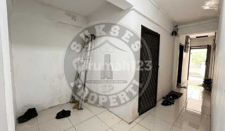 Harga di Bawah Pasaran Jual Rugi! Kost Full Terisi 8 Kamar di Grogol Potensi 30 KT Omset bisa 900 Jt/Tahun