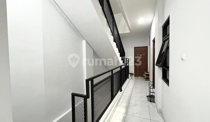 Full Terisi Turun Harga Kos Eksklusif Baru Premium 22 Kamar Hanya 1 Menit ke MRT Cipete, Roi 10-12%, Bangunan Kokoh Kontraktor Punya, Full Furnished Eksklusif! Hot Deals Top Strategis di Jakarta Selatan