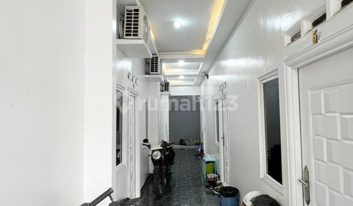 Omset 979 Jt/Thn Hampir 1 M Roi 11-12% Kost Eksklusif 34 Kamar Full Occupancy di Tomang Dekat Untar, Perkantoran, Perbankan,Akses Jln 2 Mobil di Lewati Jak Lingko