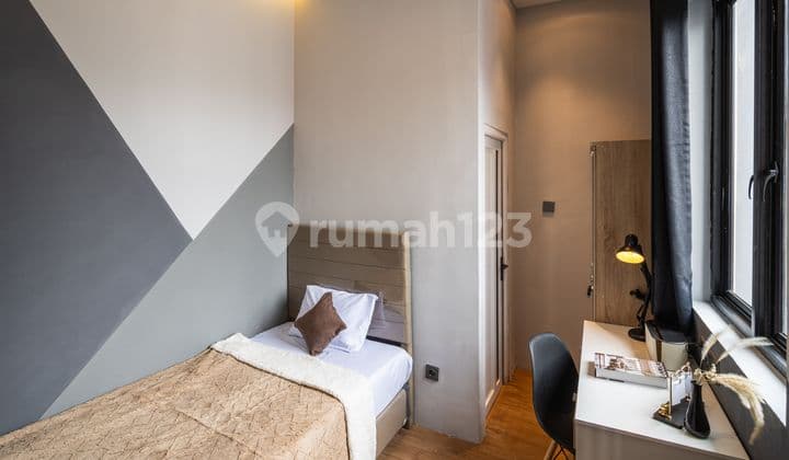 Fully Occupied New Boarding House 31 Rooms Hotel Equivalent High ROI in West Jakarta